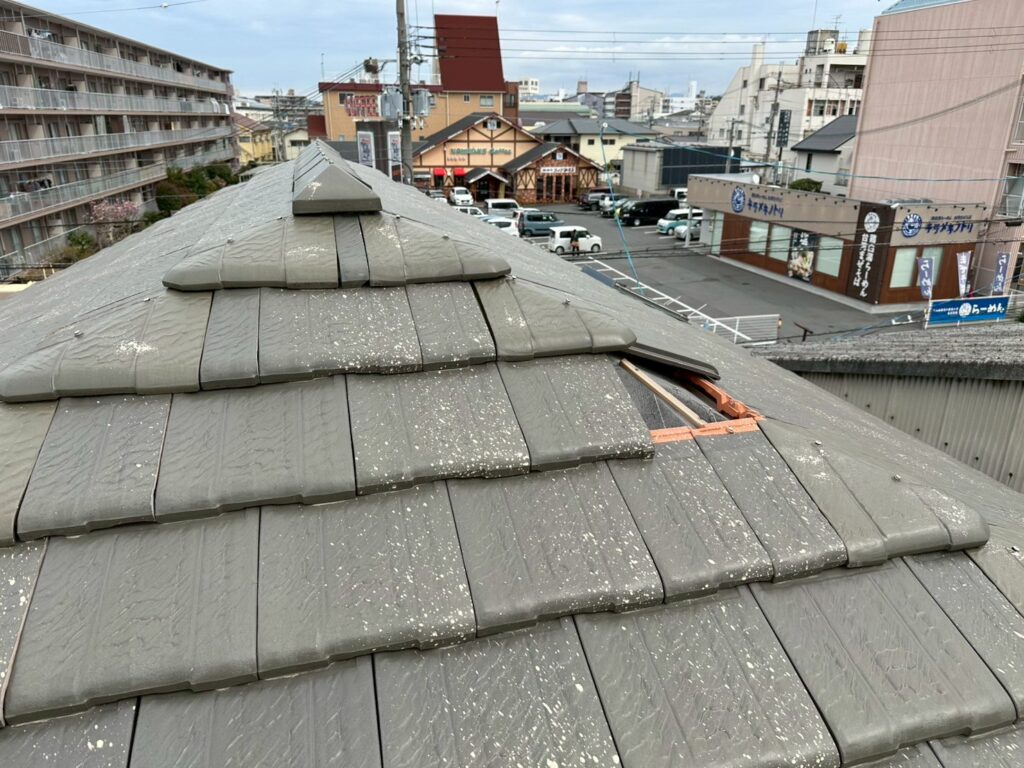 瓦落下跡